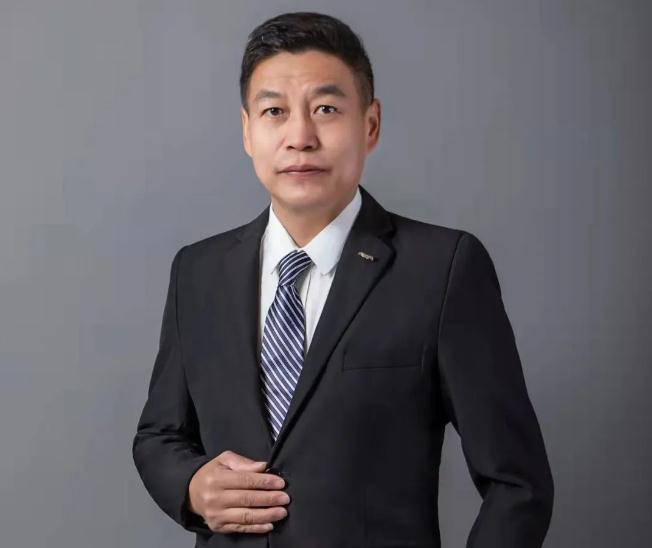 辉煌过，挫折过，而今迈步从头越！徐国荣与小拇指的16年