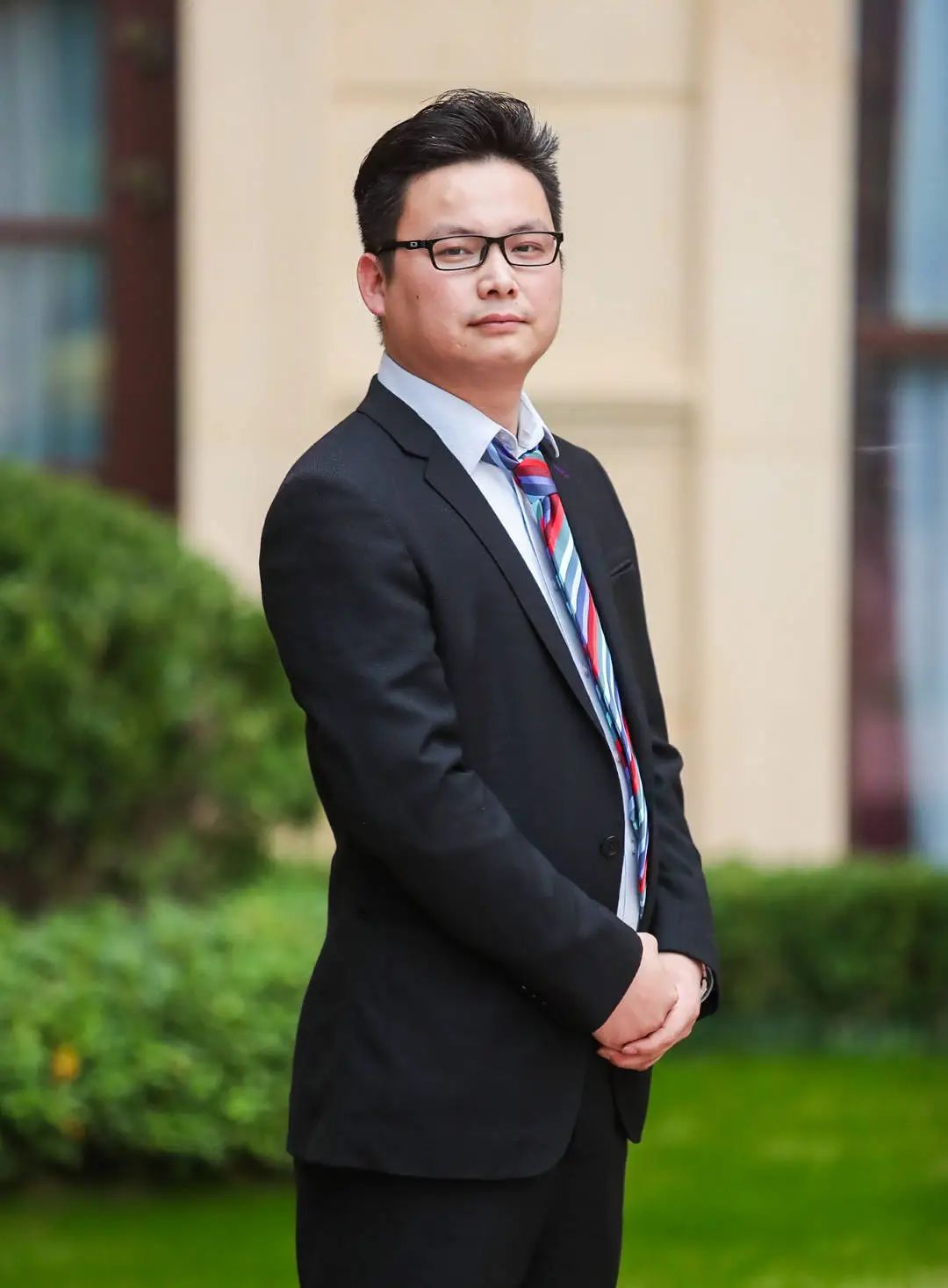 颜浪：从油漆学徒到企业高管，我在小拇指实现人生逆袭！