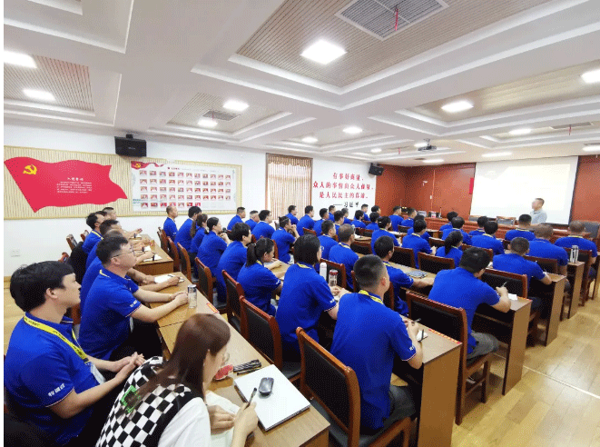 不留退路就是胜利之路｜尖兵特训营——小拇指的全系创新团建培训_08.gif